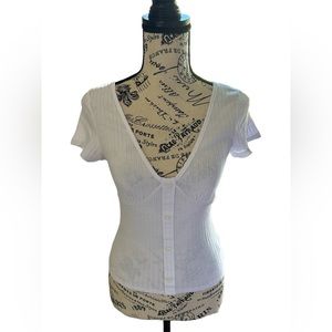 NWT Short Sleeve White Top | Must-Have Basic 🤍